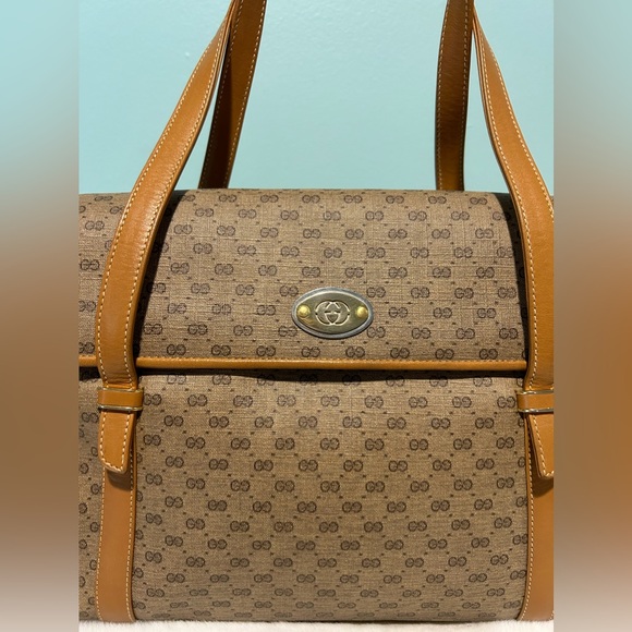 Authentic Gucci Vintage Shoulder Bag in leather and PVC materials. Pre-owned - Picture 2 of 12